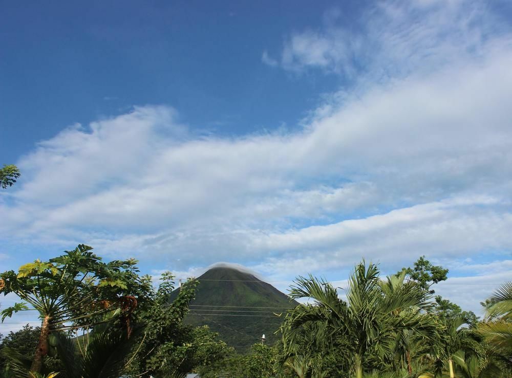 Hotel Vista Del Cerro La Fortuna Exterior foto